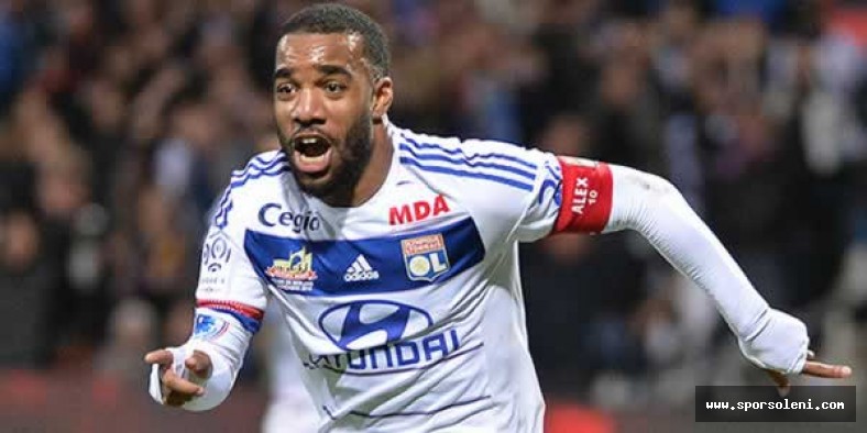 Lacazette İçin Çıkış Kapısı Açıldı