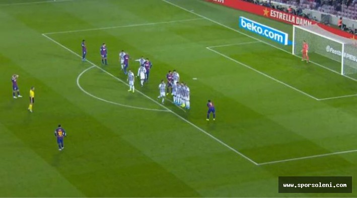 Lionel Messi, 50. Frikik golünü attı.