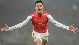 Giggs: Alexis United'ı Üste Taşır