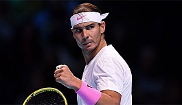 Rafael Nadal, İlk Maçında Roger Federer’e Kaybettiği Maçın Hikayesi